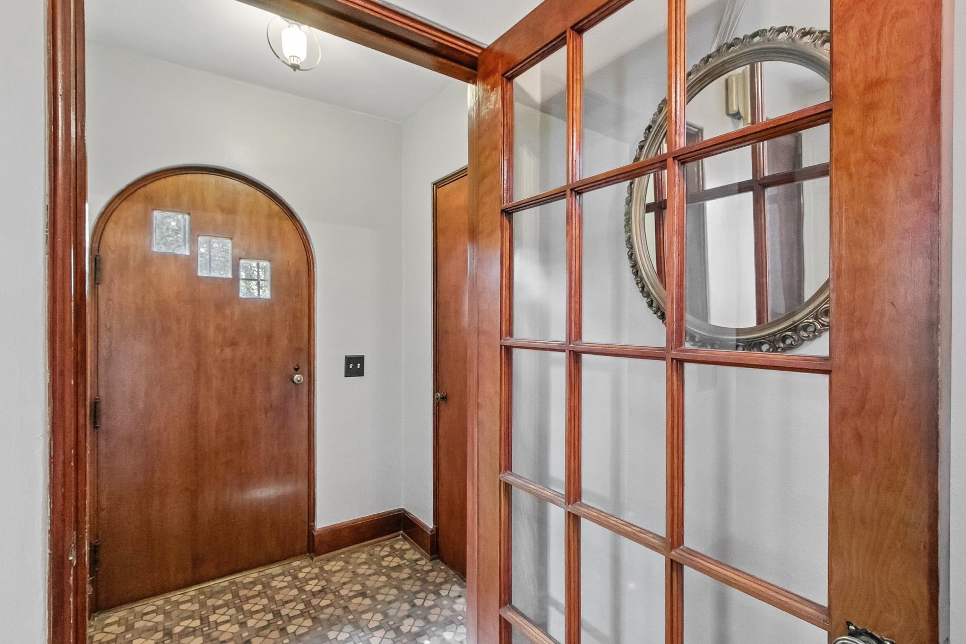 523 West Edgewater Street Portage, WI 53901 - Photo 3 of 79