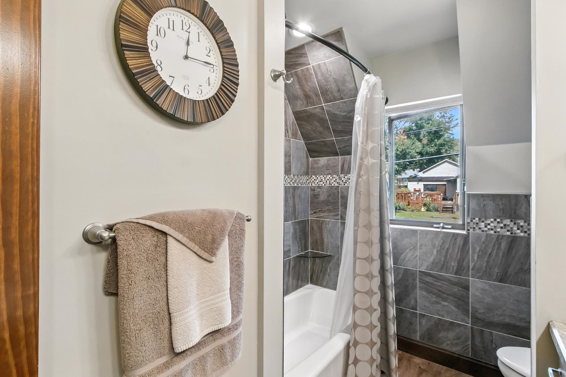 523 West Edgewater Street Portage, WI 53901 - Photo 38 of 79