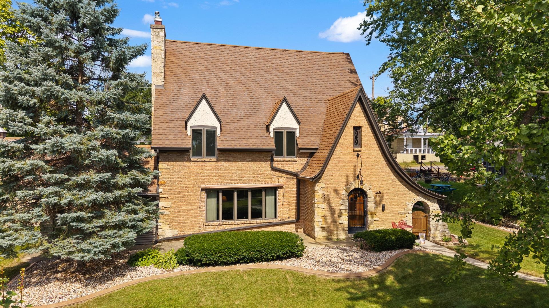 523 West Edgewater Street Portage, WI 53901 - Photo 66 of 79