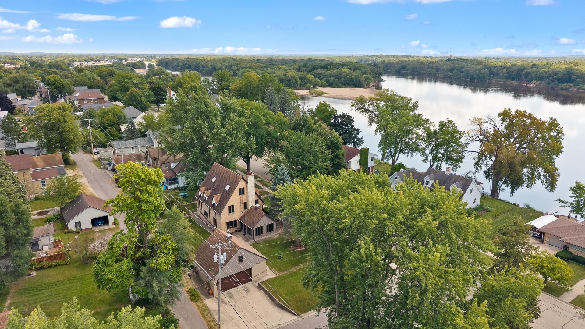 523 West Edgewater Street Portage, WI 53901 - Photo 72 of 79