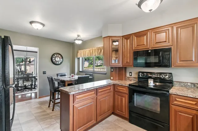 $395,000 | 523 West Edgewater Street, Portage, WI 53901