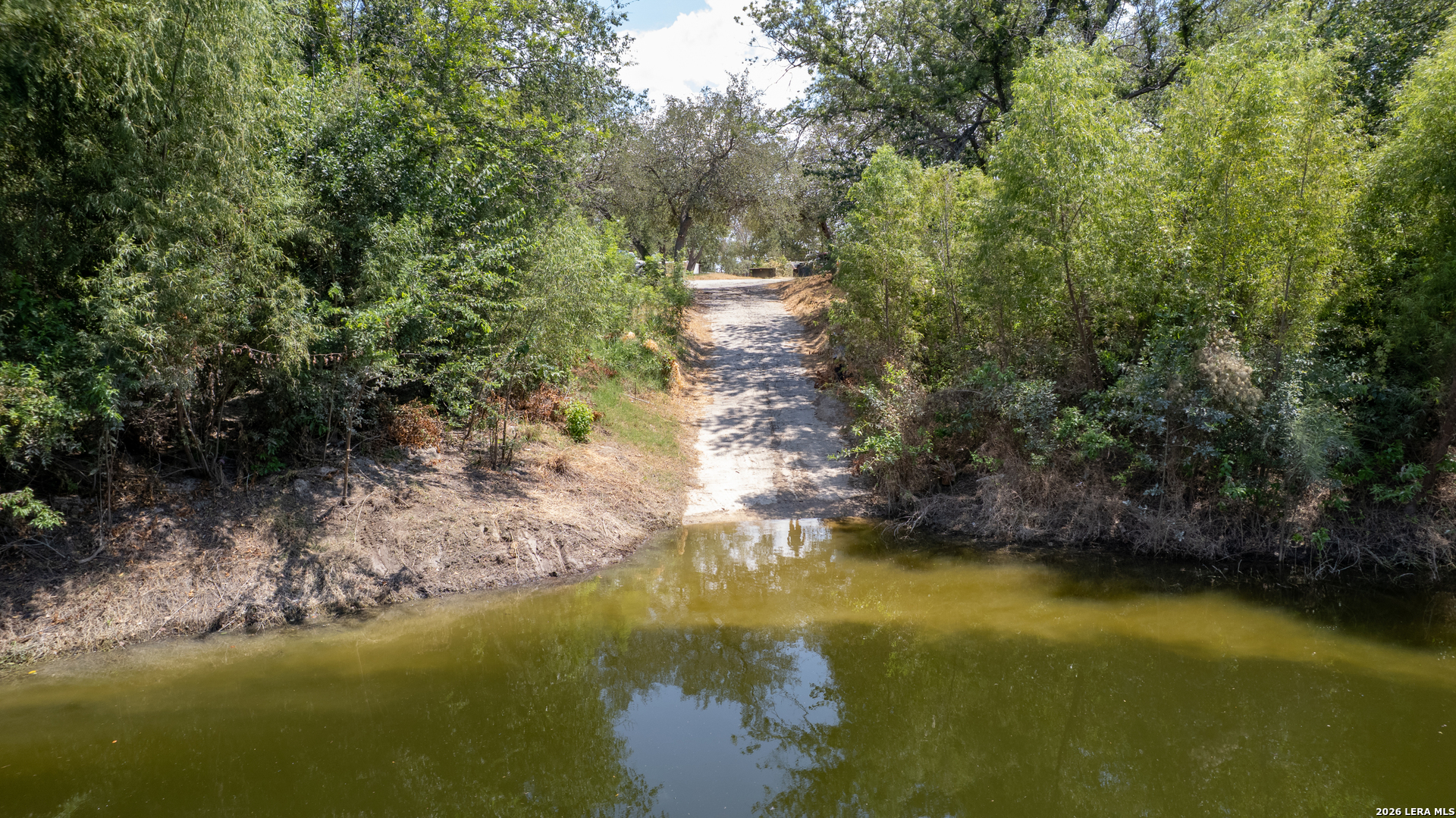 39 Jitterbug Road Crystal City, TX 78839 - Photo 11 of 12