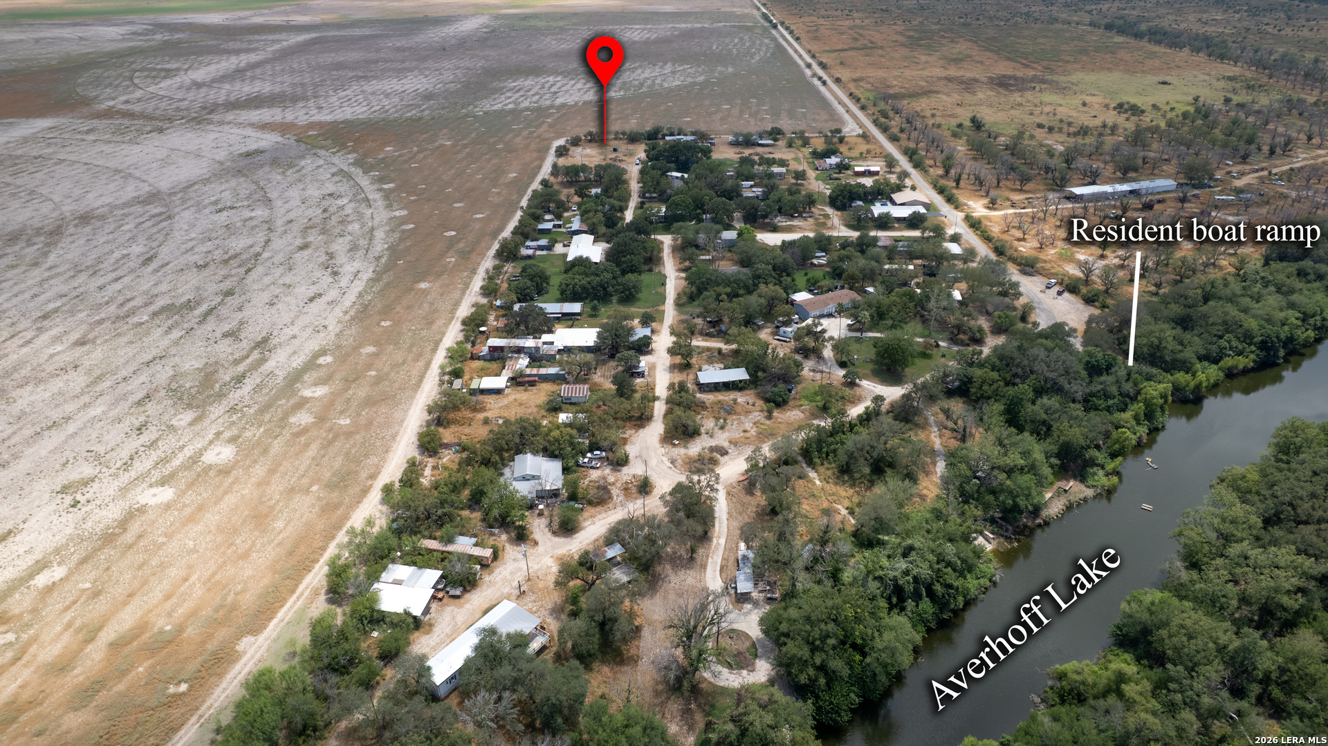 39 Jitterbug Road Crystal City, TX 78839 - Photo 4 of 12