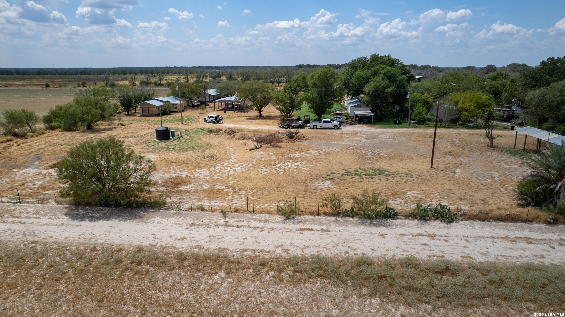 39 Jitterbug Road Crystal City, TX 78839 - Photo 8 of 12