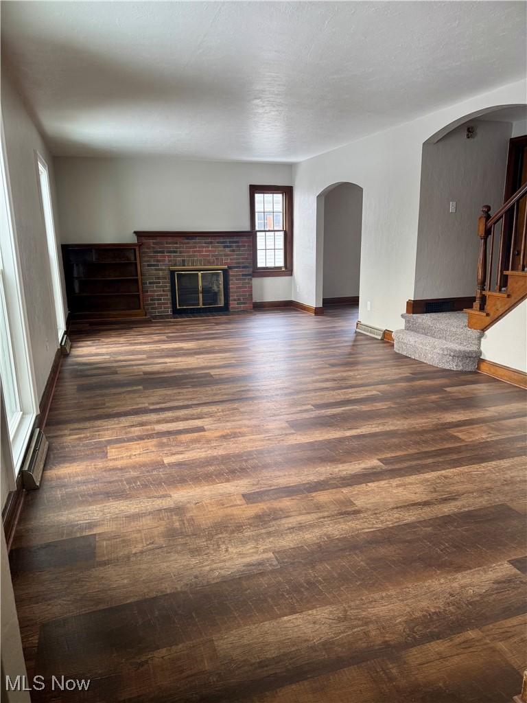 235 Meriden Road Painesville, OH 44077 - Photo 2 of 13 Gallery Image 2
