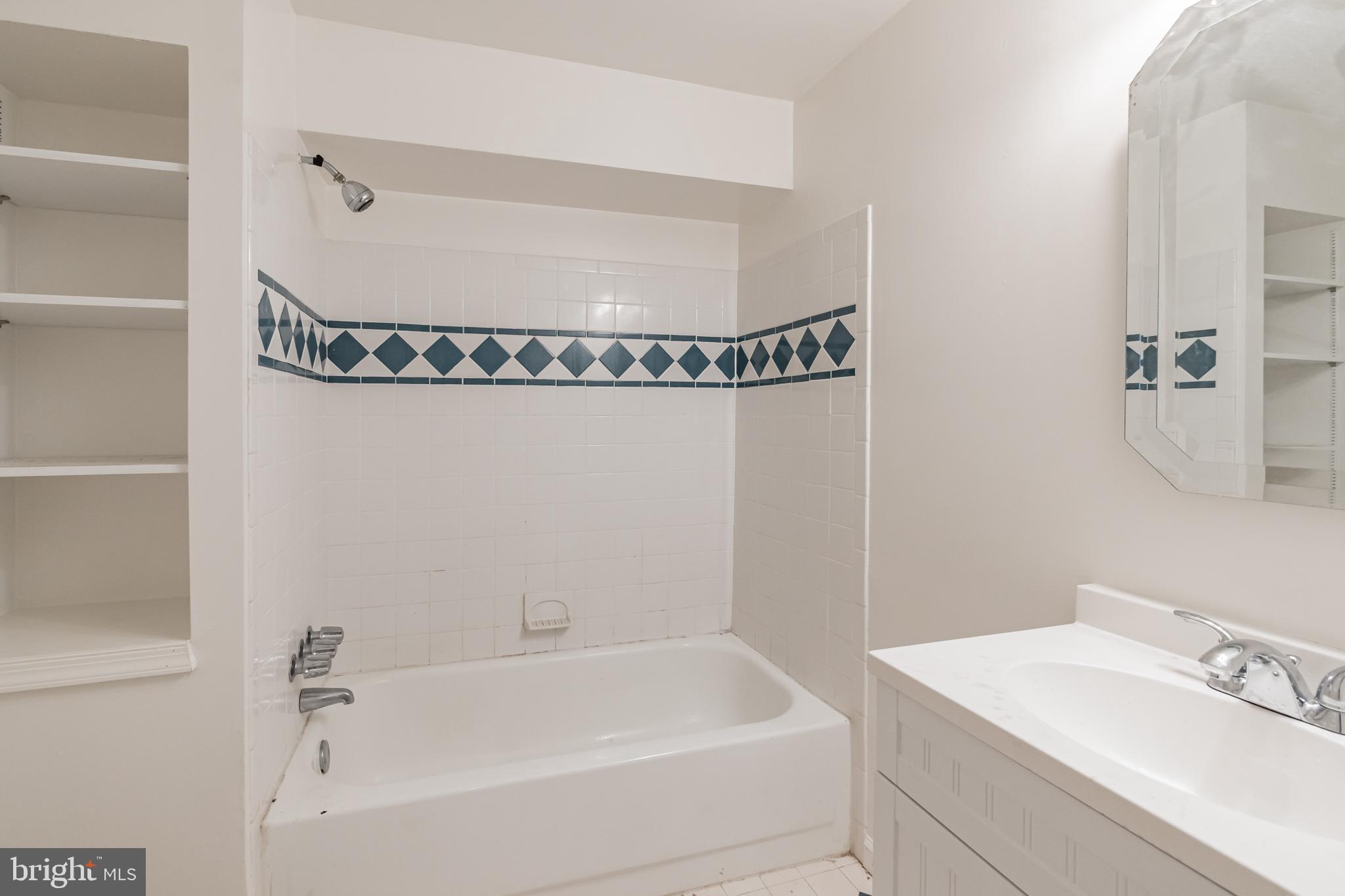 12517 Deoudes Road Boyds, MD 20841 - Photo 27 of 33 Full bathroom on the lower level