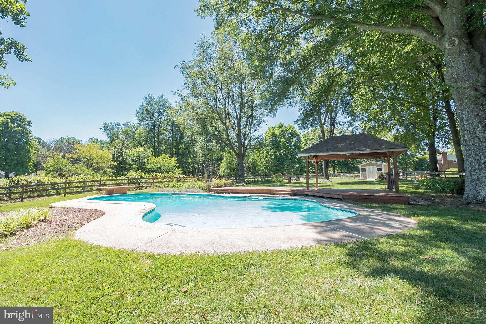 12517 Deoudes Road Boyds, MD 20841 - Photo 30 of 33 Vacation at home!