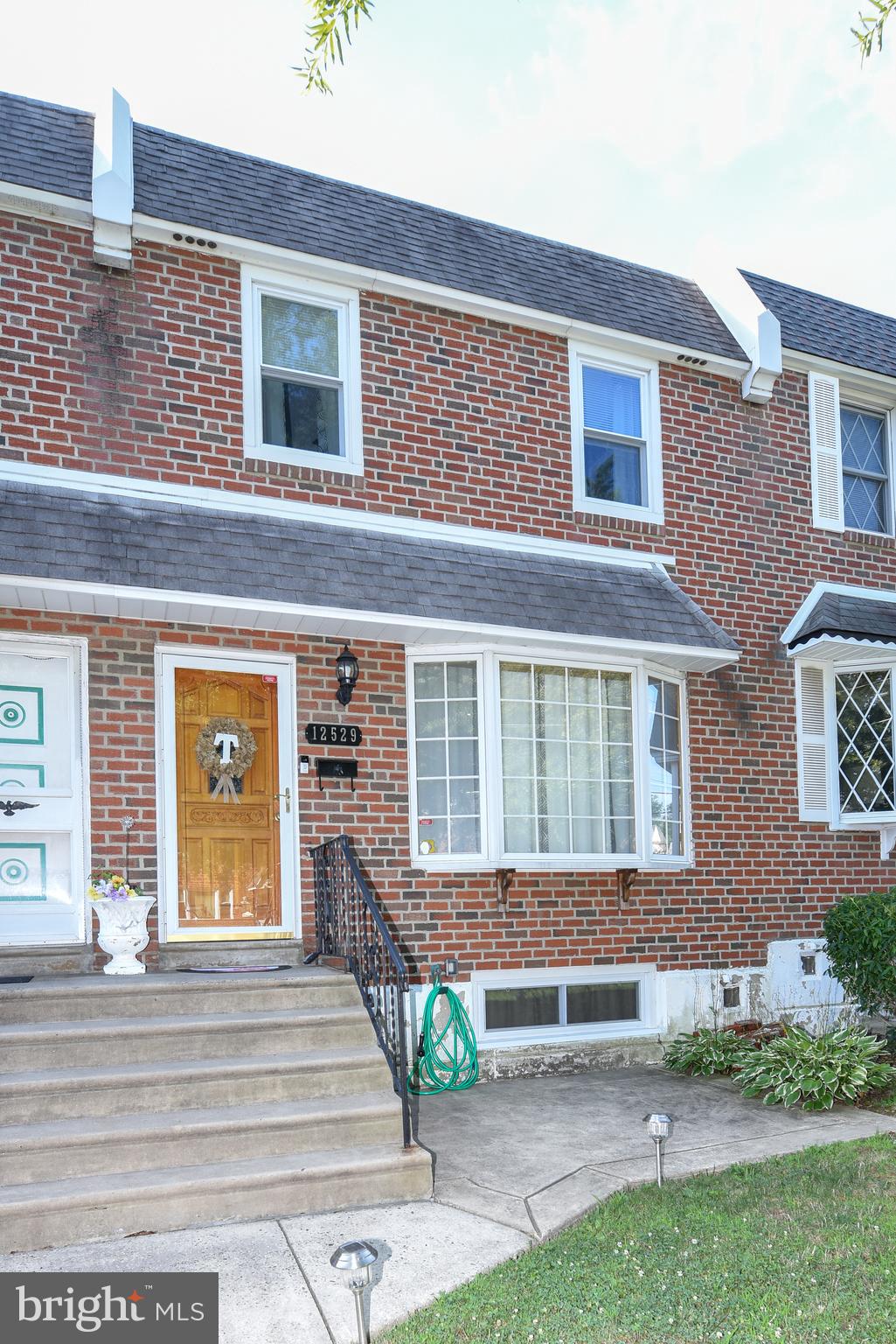 12529 Deer Run Road Philadelphia, PA 19154 - Photo 1 of 31 Gallery Image 1