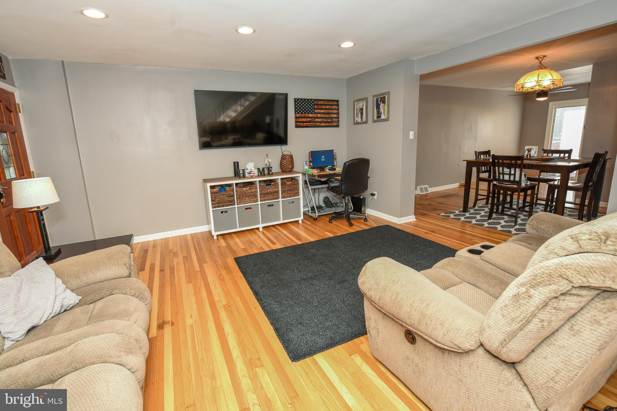 12529 Deer Run Road Philadelphia, PA 19154 - Photo 6 of 31 Gallery Image 6