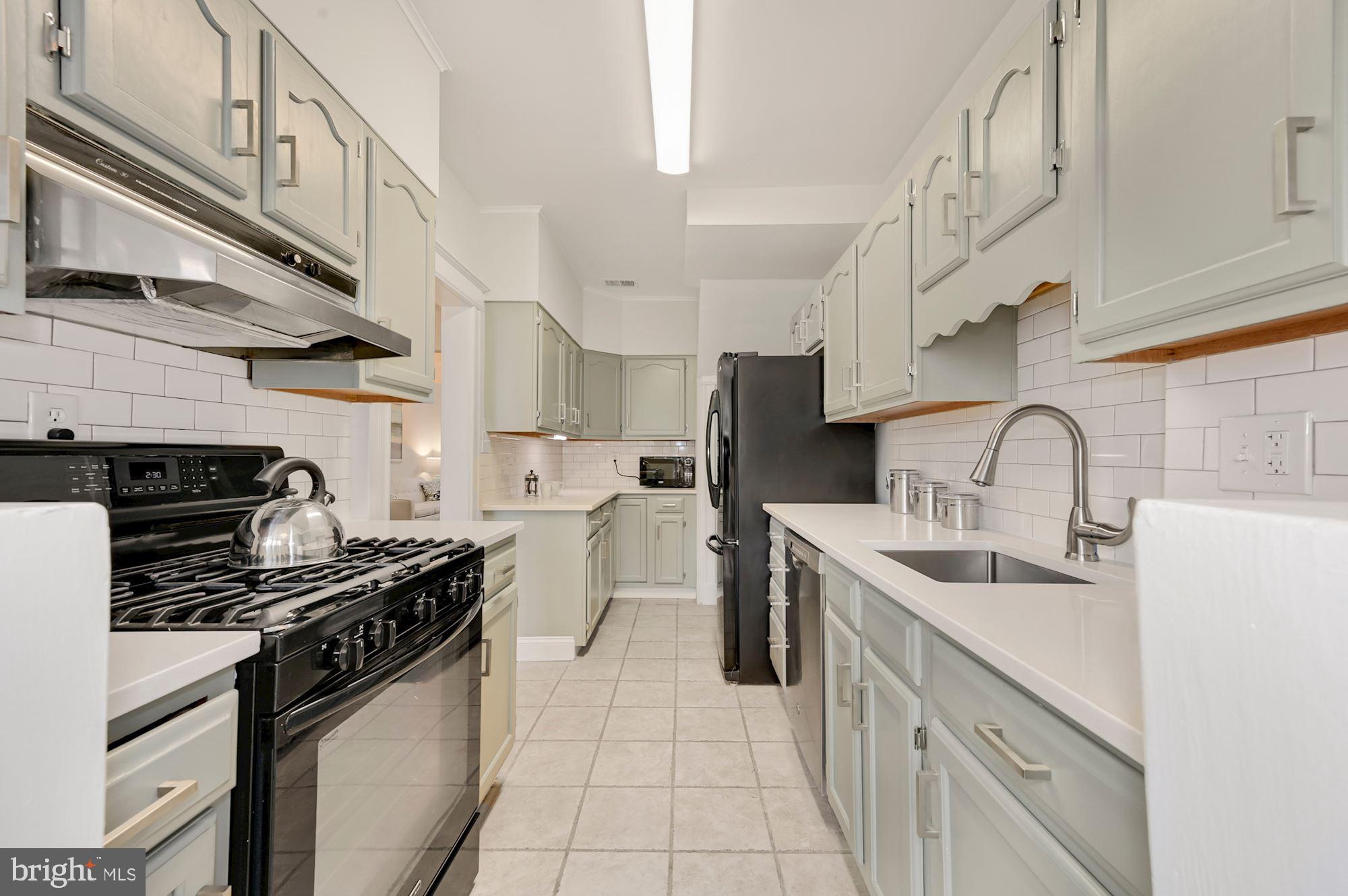 1448 Spring Road Northwest Washington, DC 20010 - Photo 9 of 26 Gallery Image 9