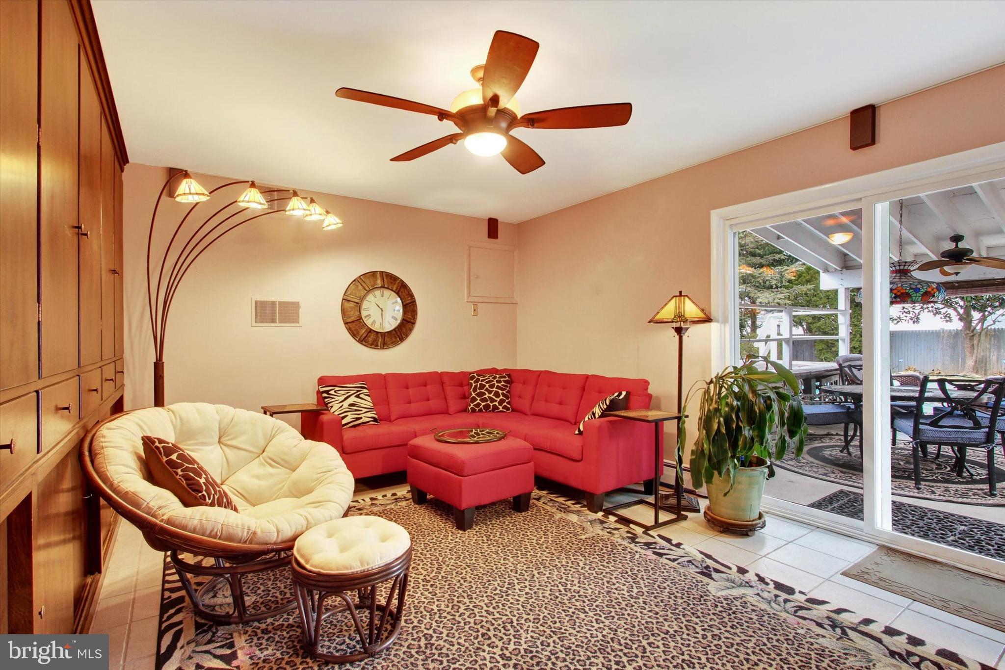 428 George Street Hanover, PA 17331 - Photo 29 of 43 a living room with furniture a rug and a large window
