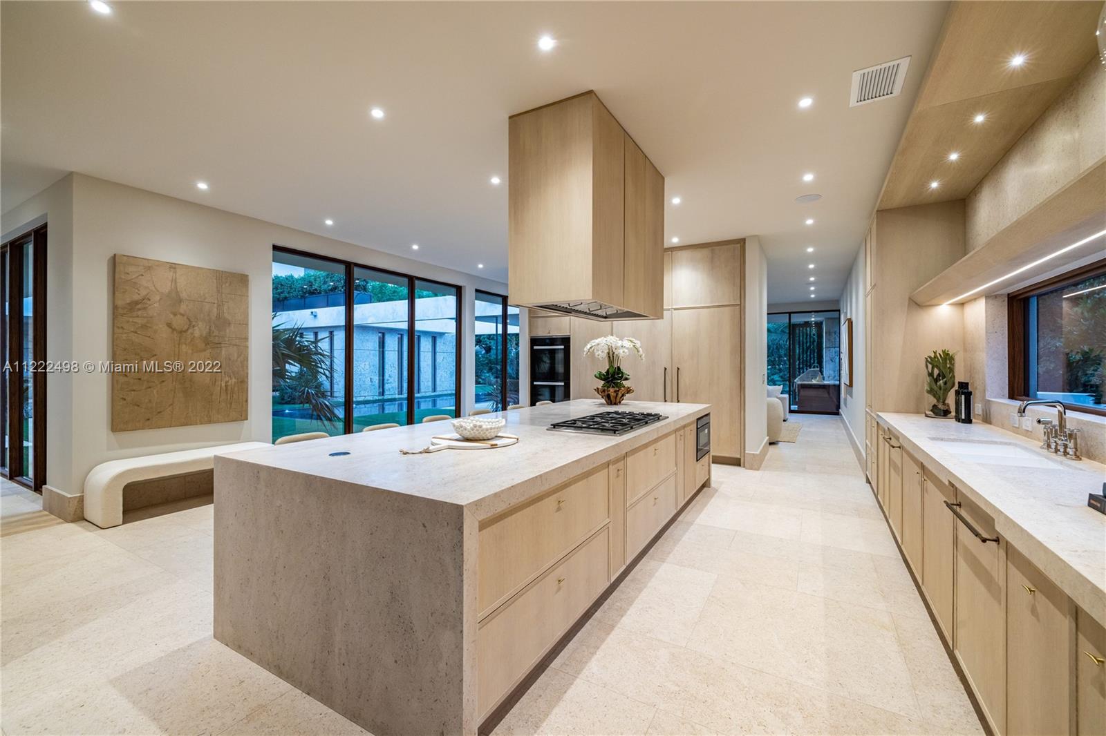 4550 Bay Point Road Miami, FL 33137 - Photo 32 of 92