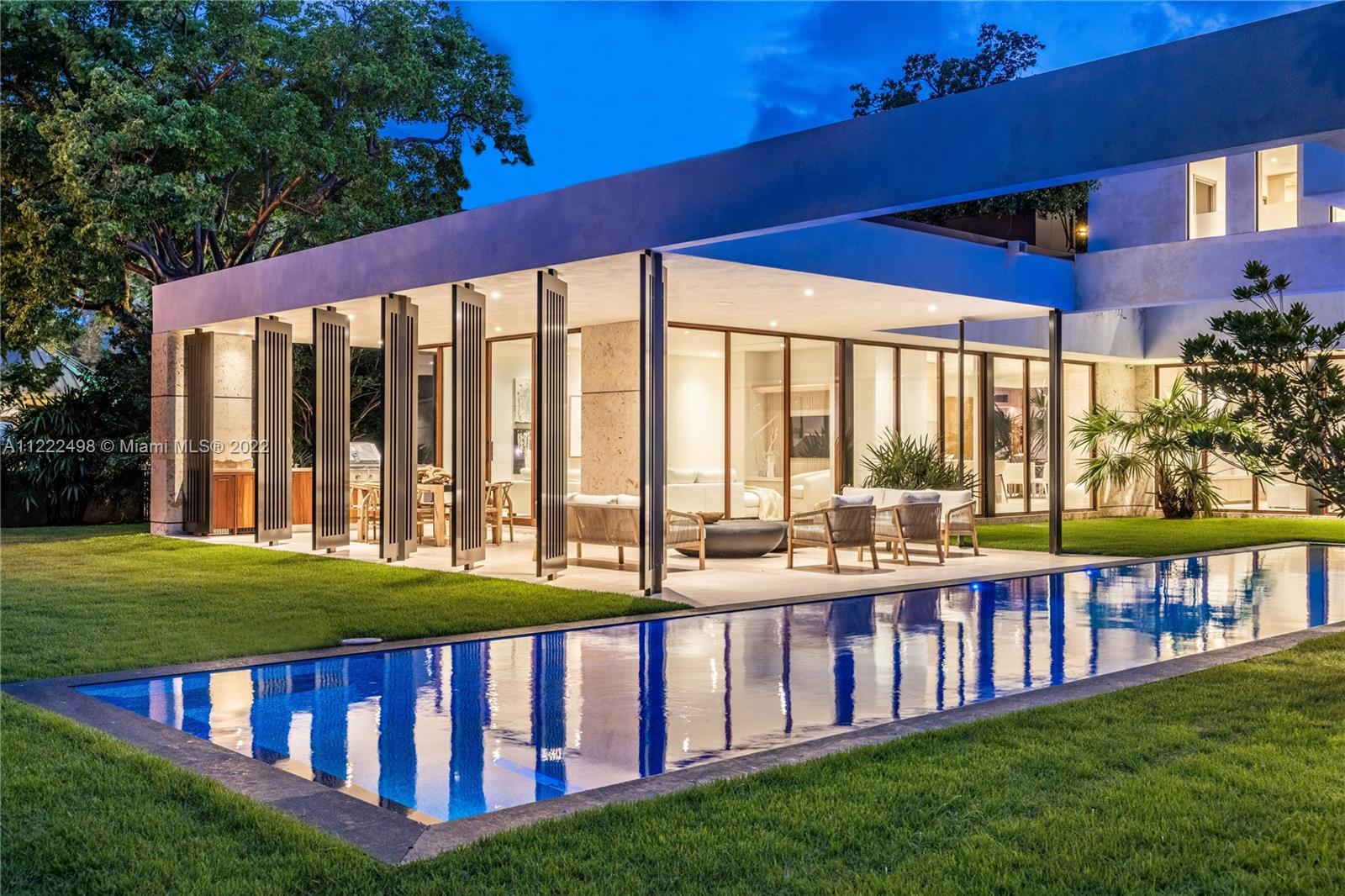 4550 Bay Point Road Miami, FL 33137 - Photo 39 of 92 a view of a deck yard and a deck