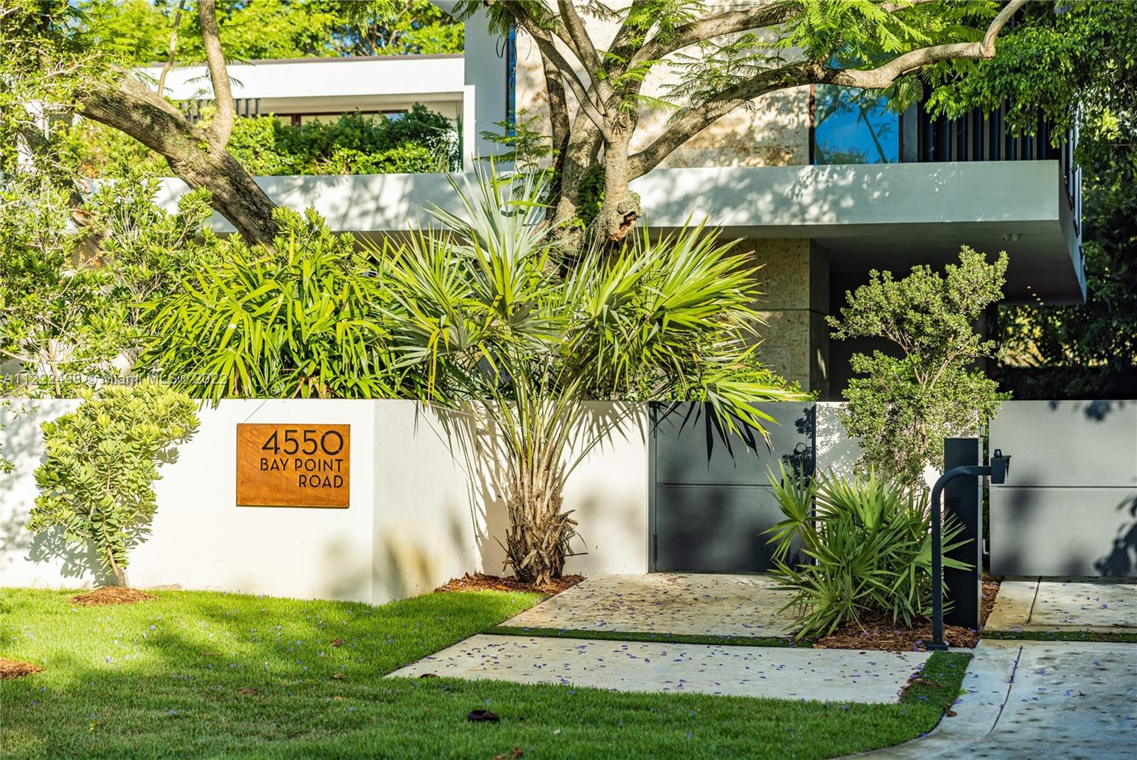 4550 Bay Point Road Miami, FL 33137 - Photo 10 of 92