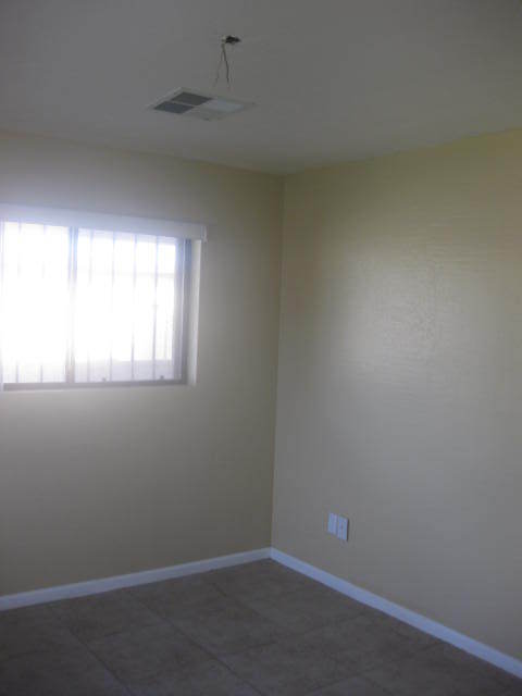 2113 West Bethany Home Road Phoenix, AZ 85015 - Photo 3 of 7 Bedroom