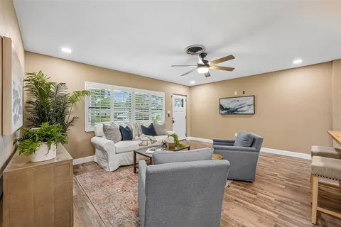 $509,000 | 9725 48th Place North, St. Petersburg, FL 33708