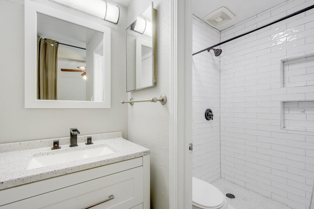 1111 West 10th Street, Unit 106 Austin, TX 78703 - Photo 16 of 21 Sink, vanity and bathroom
