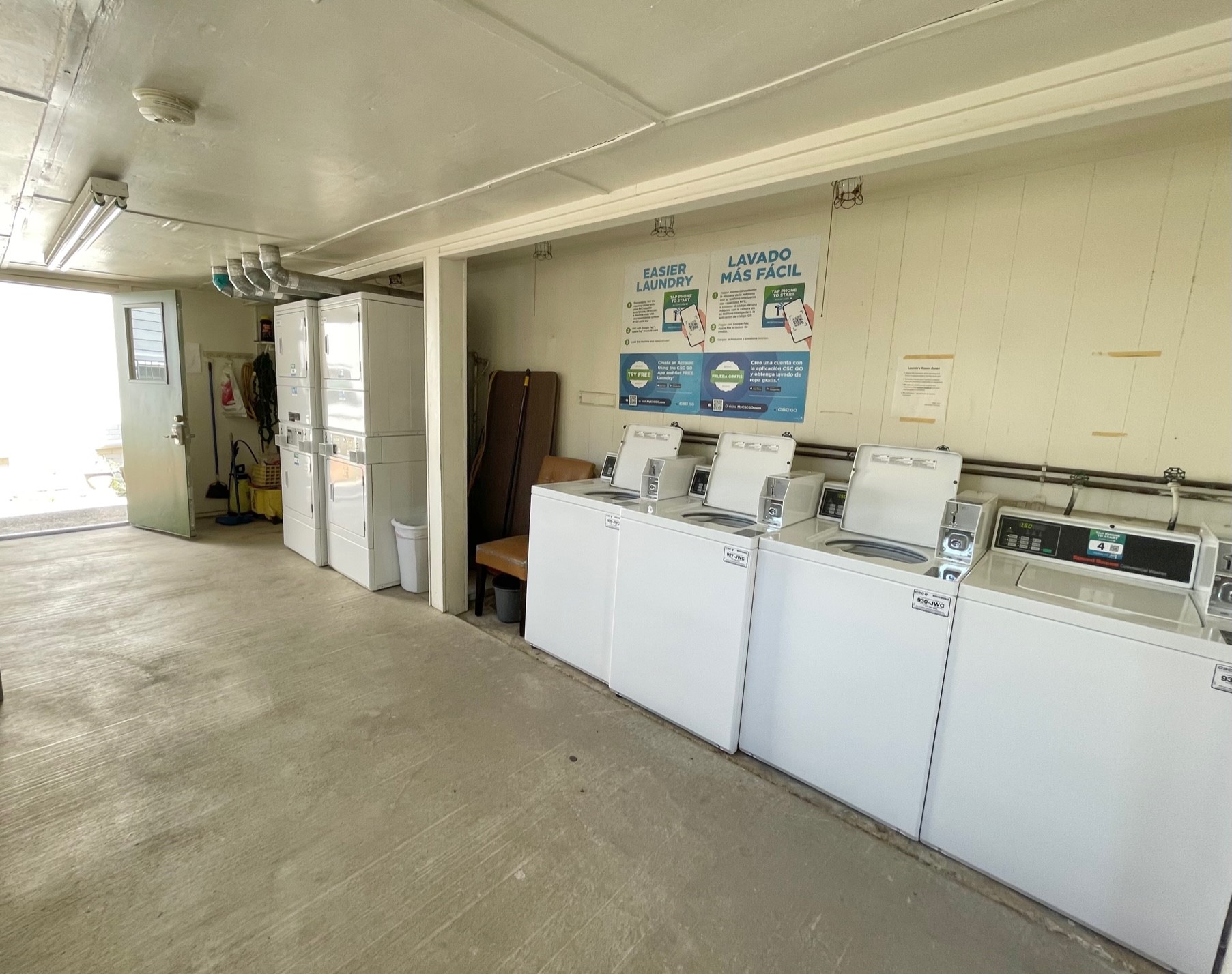 1111 West 10th Street, Unit 106 Austin, TX 78703 - Photo 18 of 21 Complex laundry facility