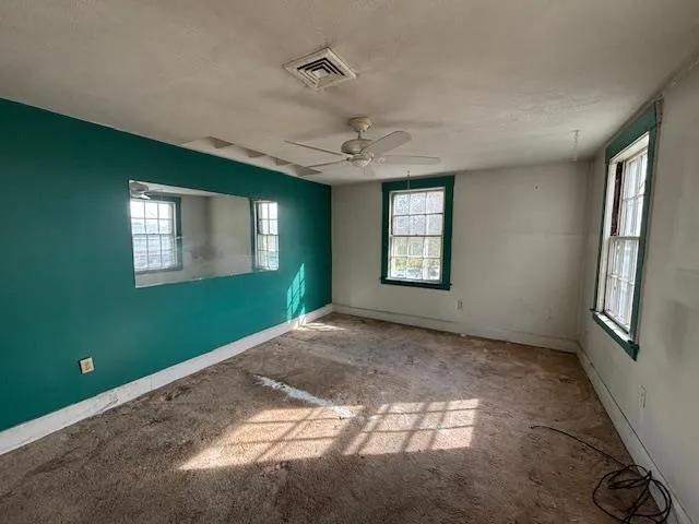 $372,400 | 633 Canal Street, Manchester, NH 03101