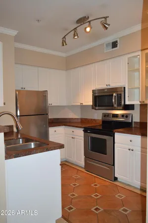 $1,790 | 1701 East Colter Street, Unit 165, Phoenix, AZ 85016