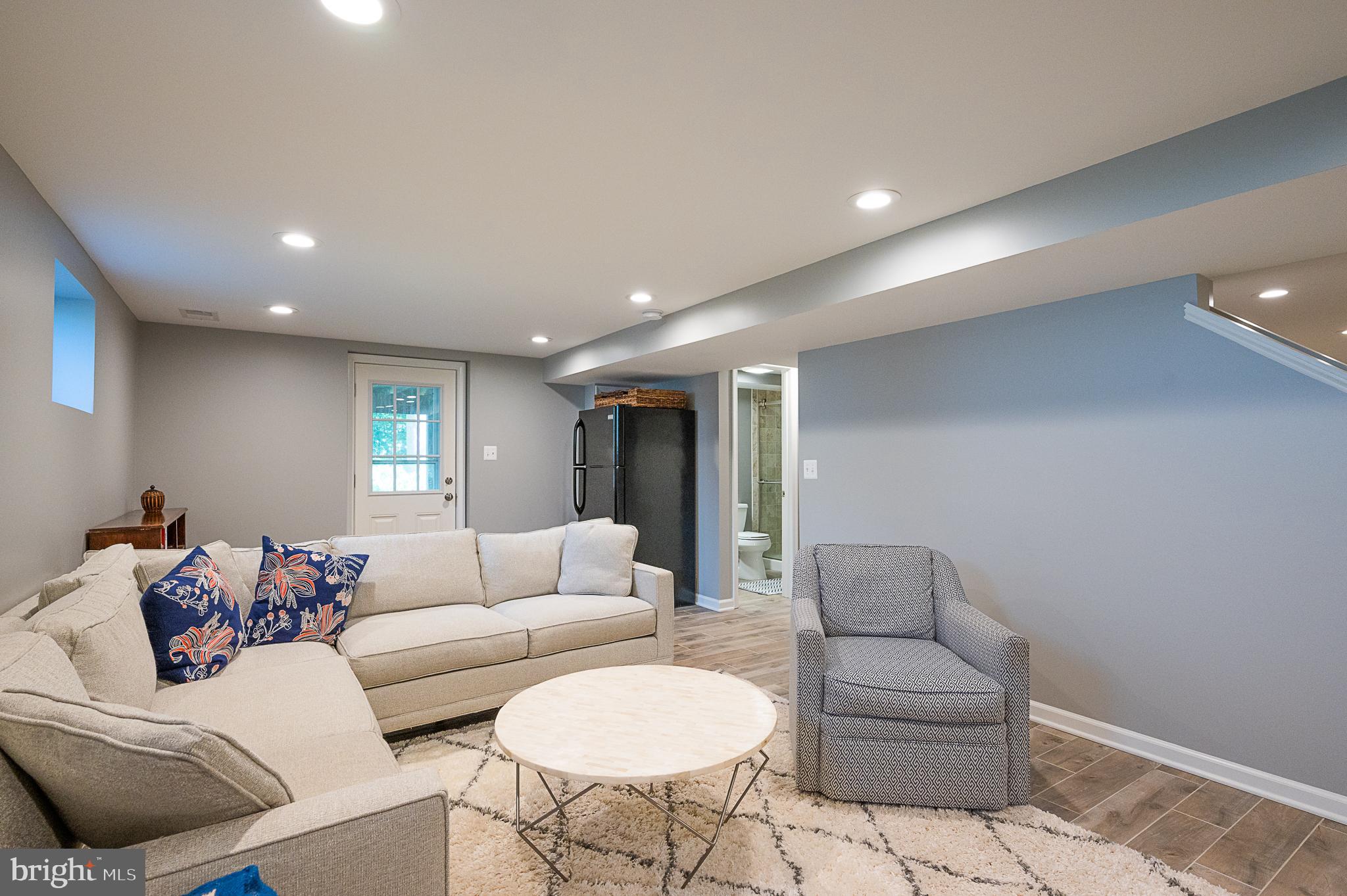 6701 Coachman Drive Springfield, VA 22152 - Photo 32 of 41 Gallery Image 32
