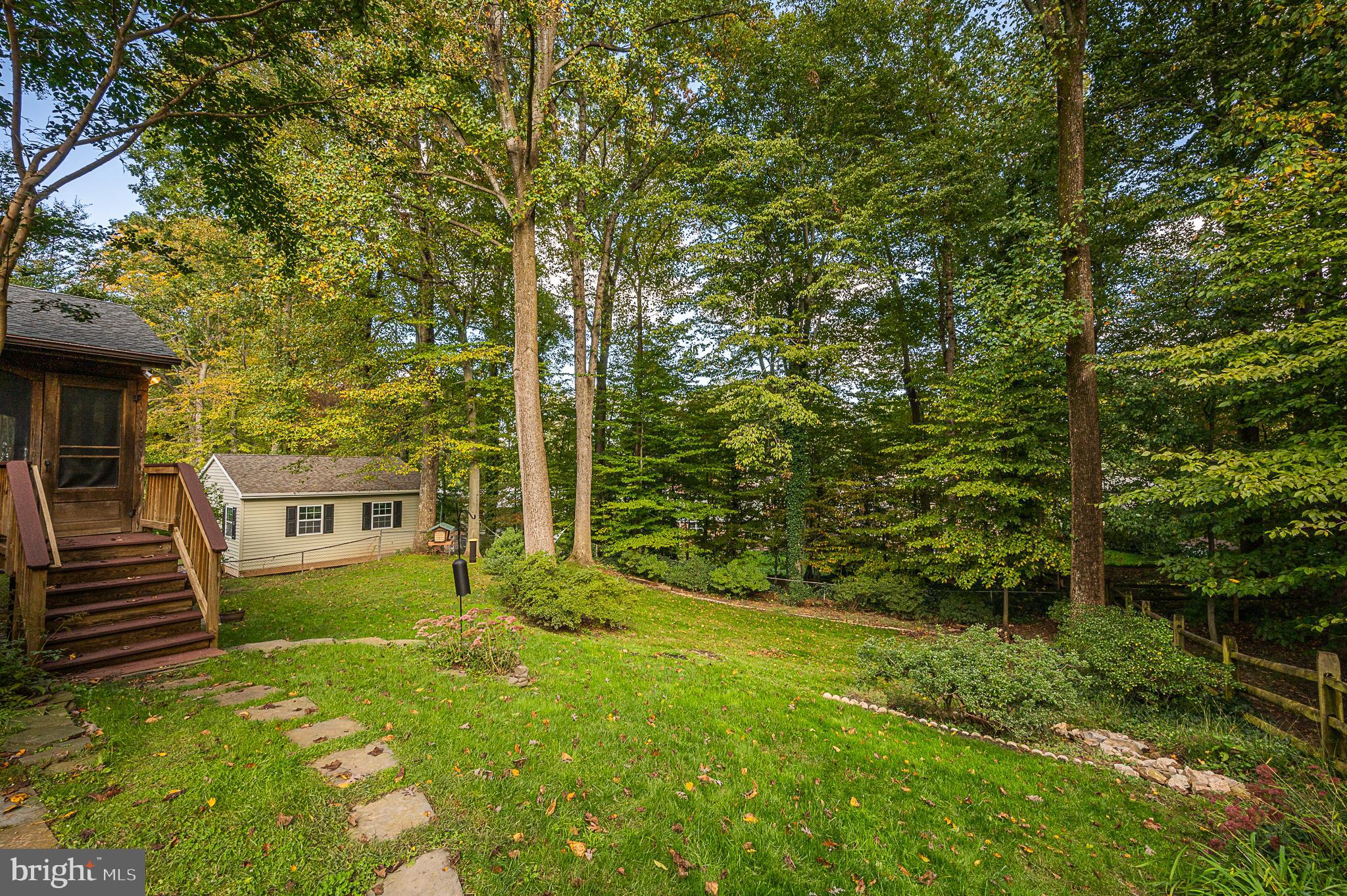 6701 Coachman Drive Springfield, VA 22152 - Photo 38 of 41 Trees and Privacy