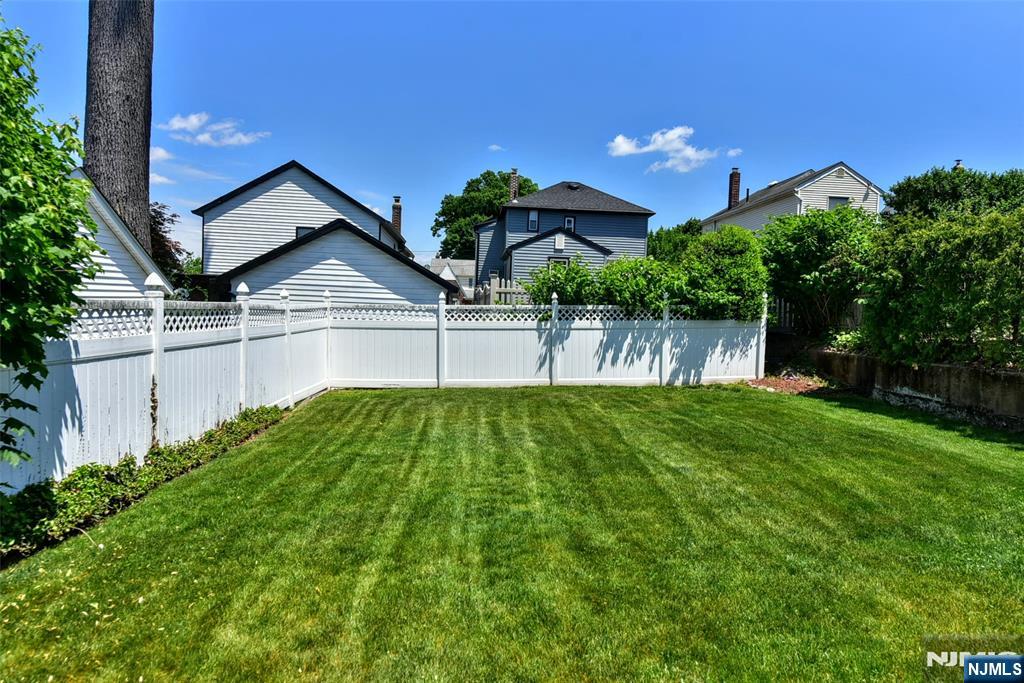303 Marlboro Road Wood-Ridge, NJ 07075 - Photo 20 of 21