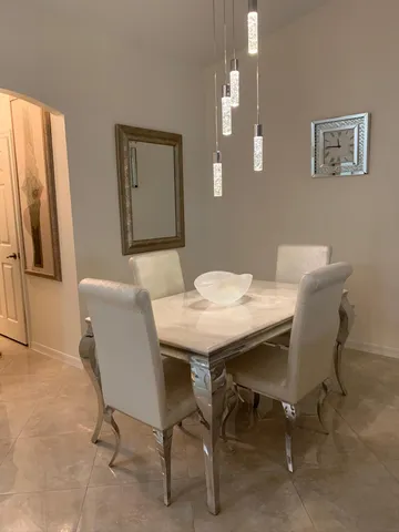 $3,000 | 2146 Man Of War, West Palm Beach, FL 33411