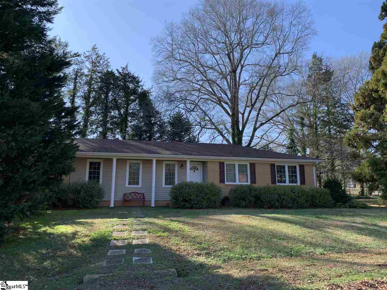 301 Boggs Street Pendleton, SC 29670 - Photo 4 of 19 Gallery Image 4