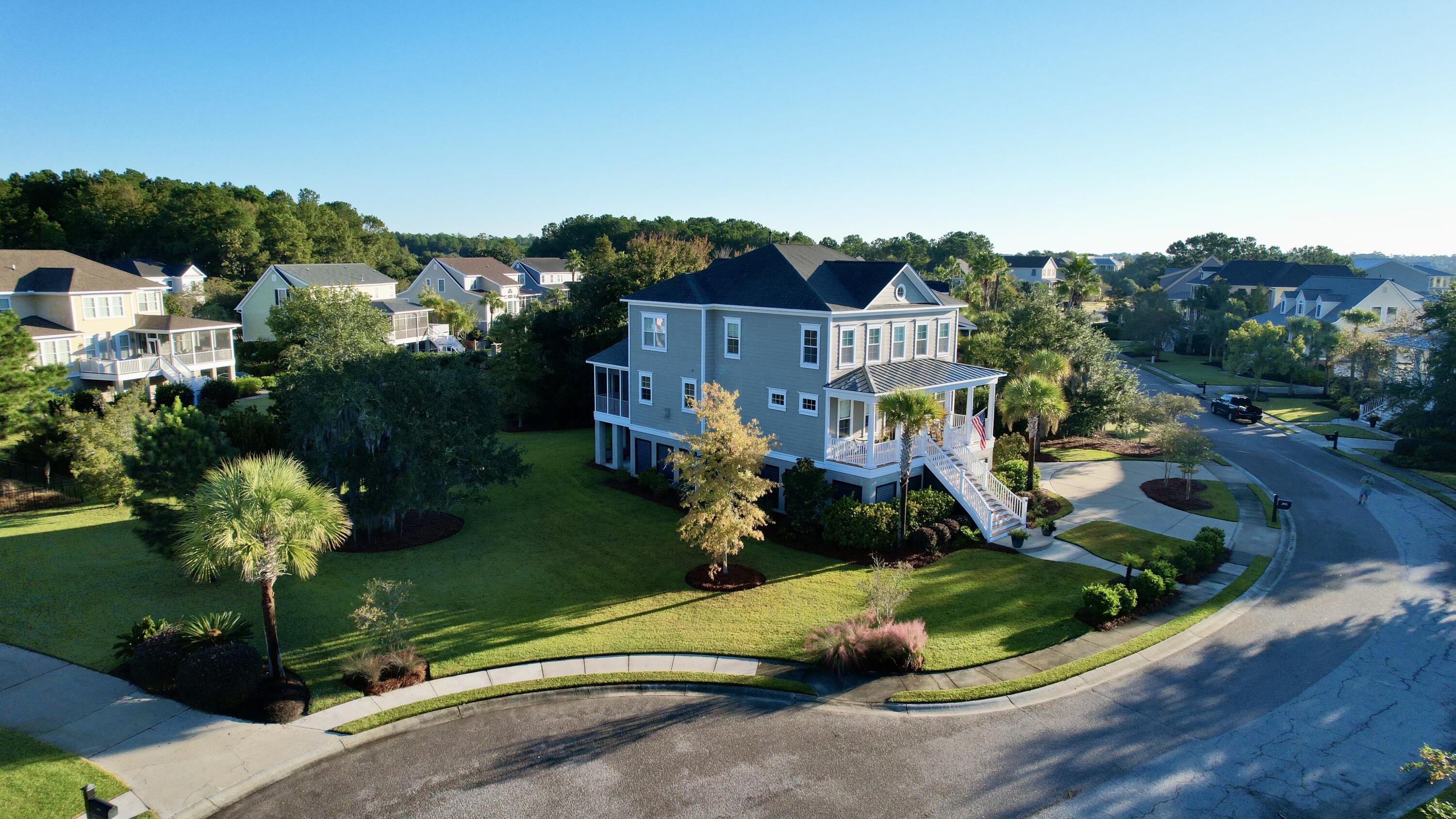 1010 Rivershore Road Charleston, SC 29492 - Photo 2 of 18 Rachel Urso Real Estate_ 1010 Rivershore