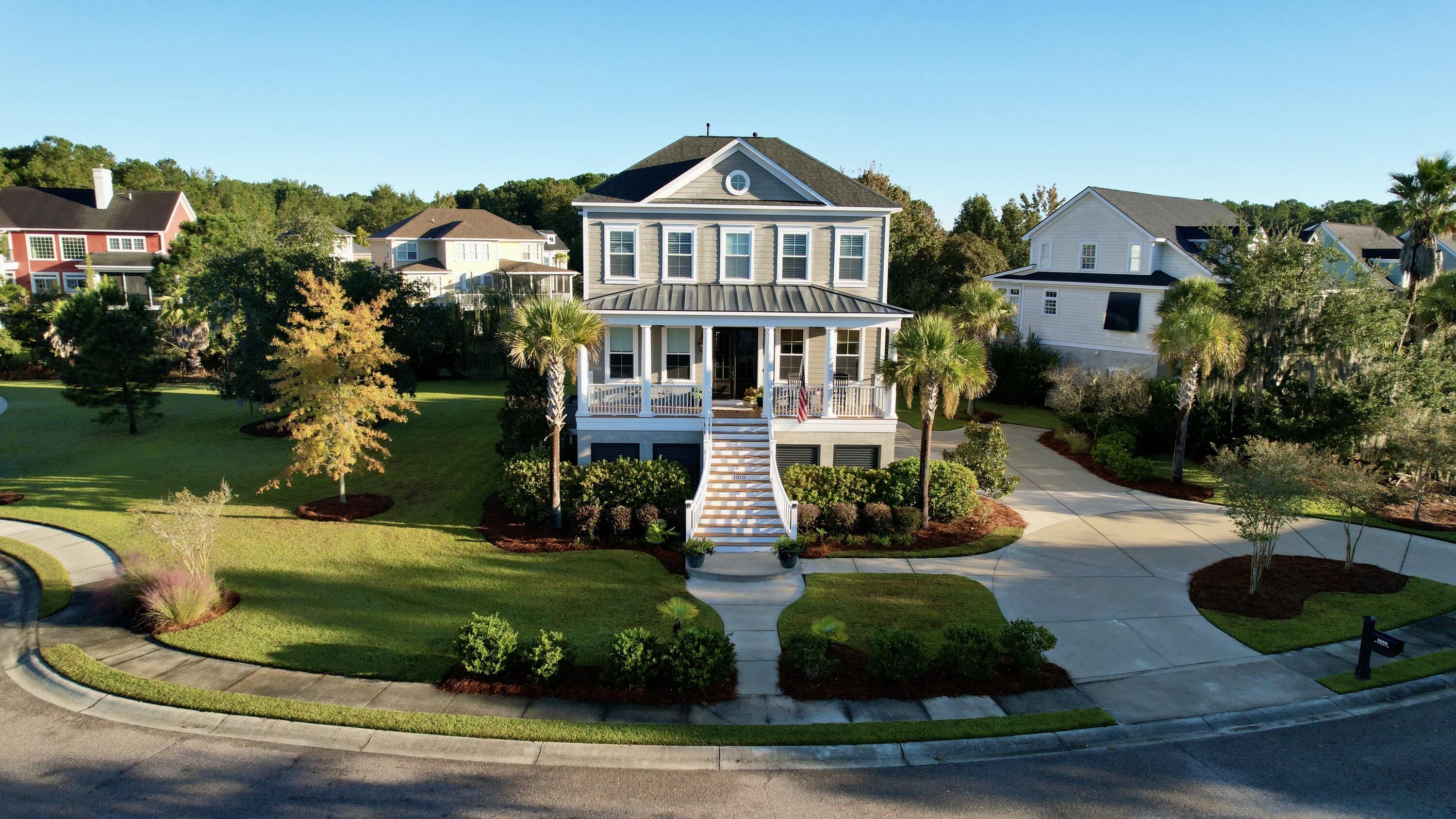 1010 Rivershore Road Charleston, SC 29492 - Photo 4 of 18 Rachel Urso Real Estate_ 1010 Rivershore