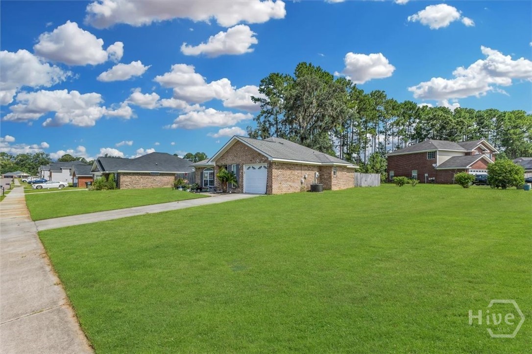 11 Kinlock Court Midway, GA 31320 - Photo 4 of 39