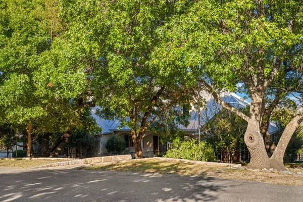 $1,590,000 | 326 River Valley Road South, Ingram, TX 78025