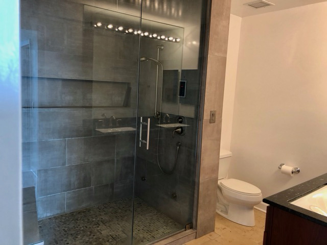 100 East 14th Street, Unit 2010 Chicago, IL 60605 - Photo 13 of 30 a bathroom with a toilet and a shower