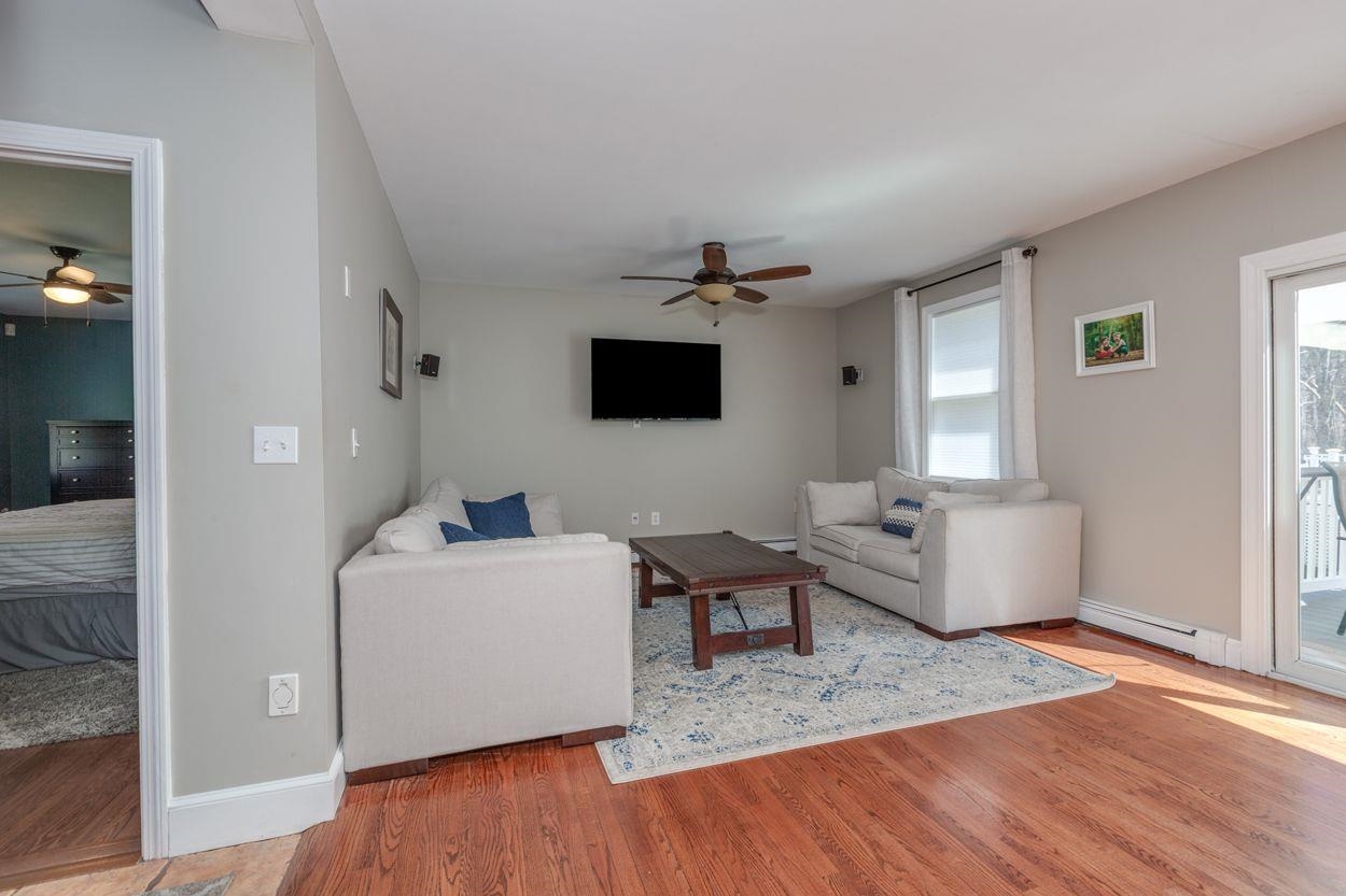 32 Rock Pond Road Windham, NH 03087 - Photo 11 of 40
