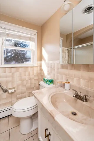 $385,000 | 727 Mendon Road, Woonsocket, RI 02895