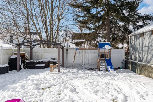 $385,000 | 727 Mendon Road, Woonsocket, RI 02895