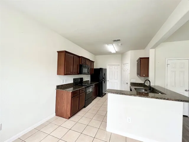 $1,799 | 108 Major Lee Lane, Jarrell, TX 76537