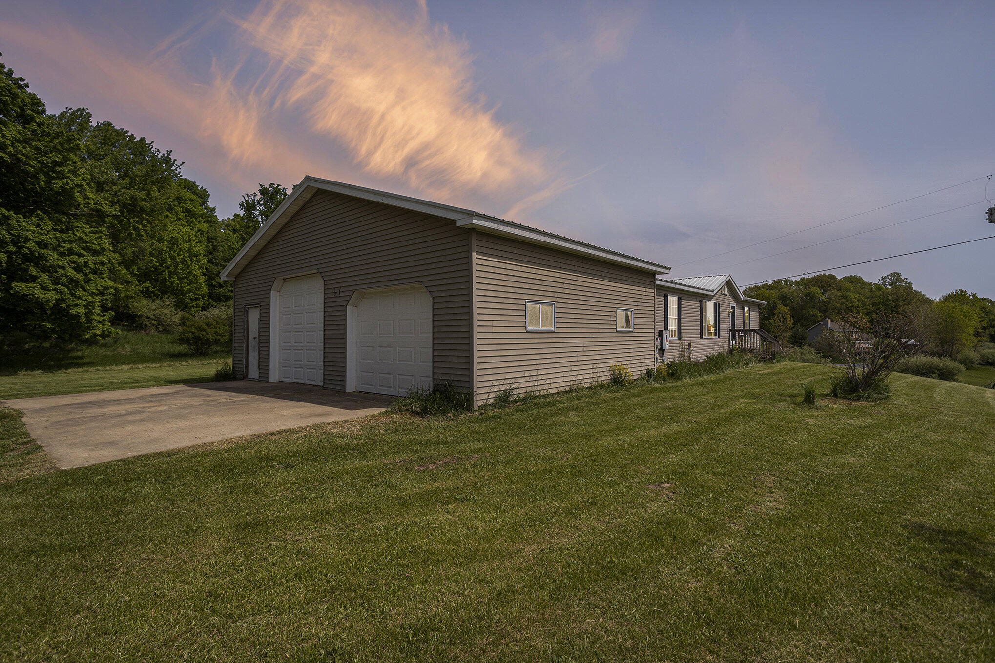 7903 Guy Road Nashville, MI 49073 - Photo 3 of 26 001_7903_guy_rd_nashville_mi_49073-35-tw