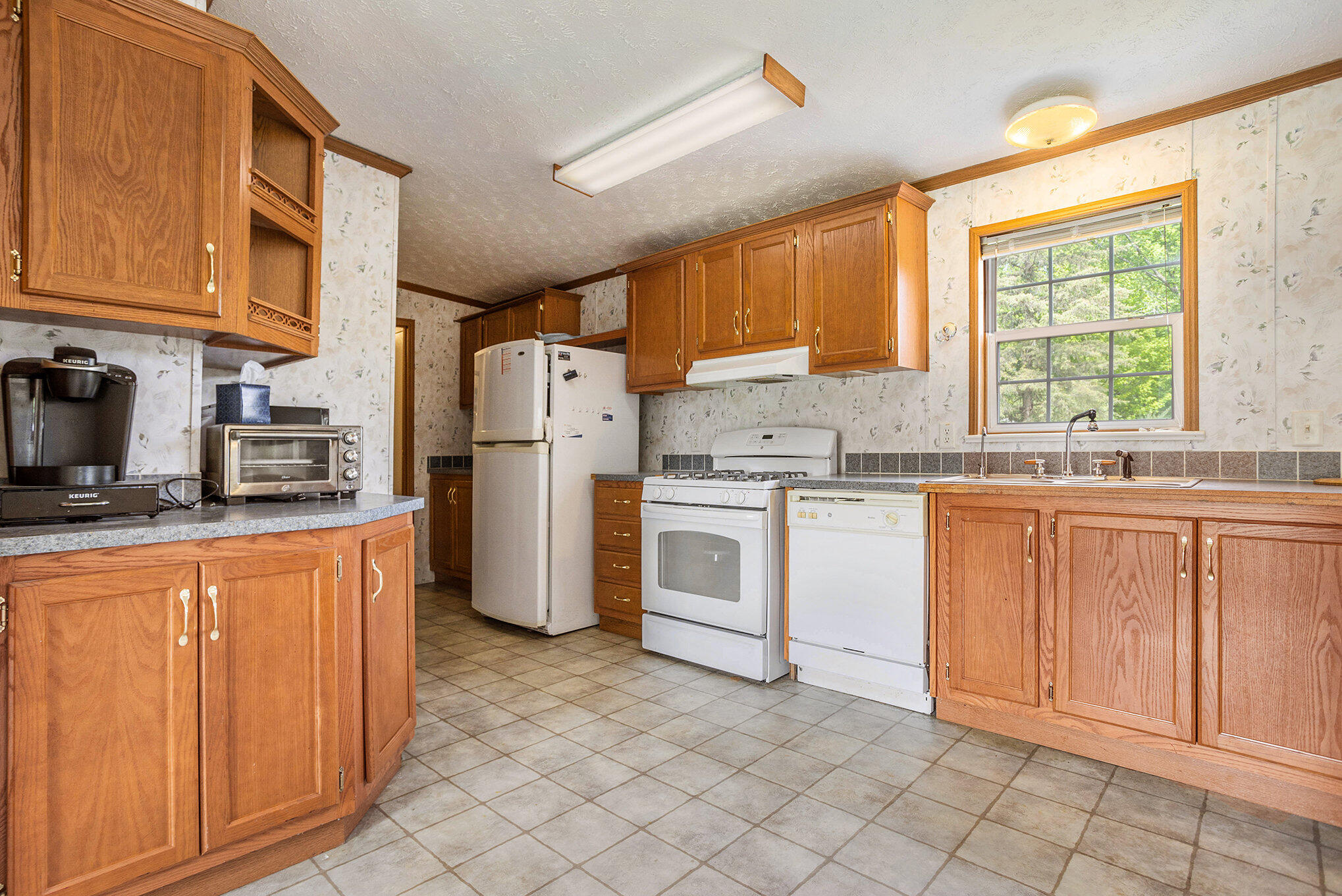 7903 Guy Road Nashville, MI 49073 - Photo 8 of 26 011_7903_guy_rd_nashville_mi_49073-8