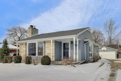 $599,999 | 1421 Cynthia Avenue, Park Ridge, IL 60068