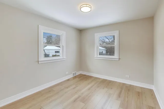 $599,999 | 1421 Cynthia Avenue, Park Ridge, IL 60068