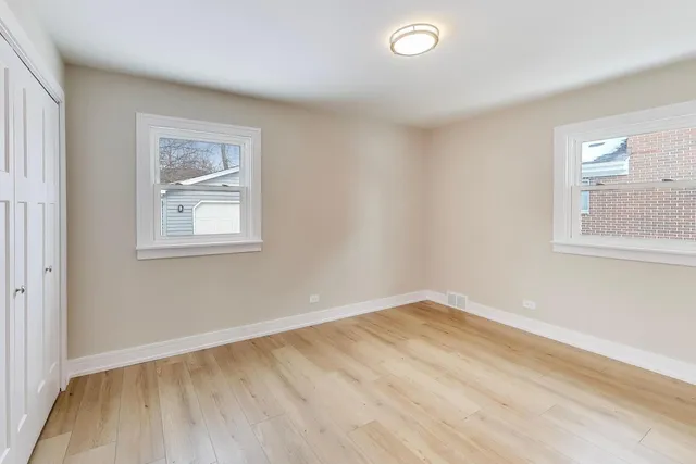 $599,999 | 1421 Cynthia Avenue, Park Ridge, IL 60068