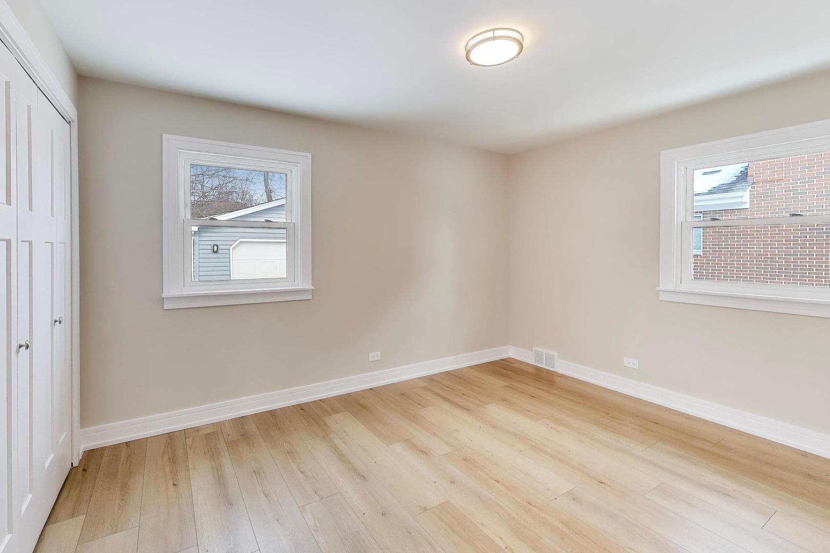 1421 Cynthia Avenue Park Ridge, IL 60068 - Photo 15 of 31