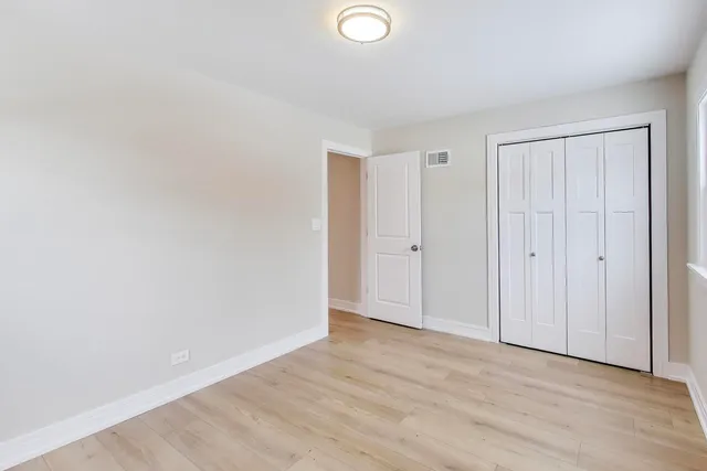 $599,999 | 1421 Cynthia Avenue, Park Ridge, IL 60068