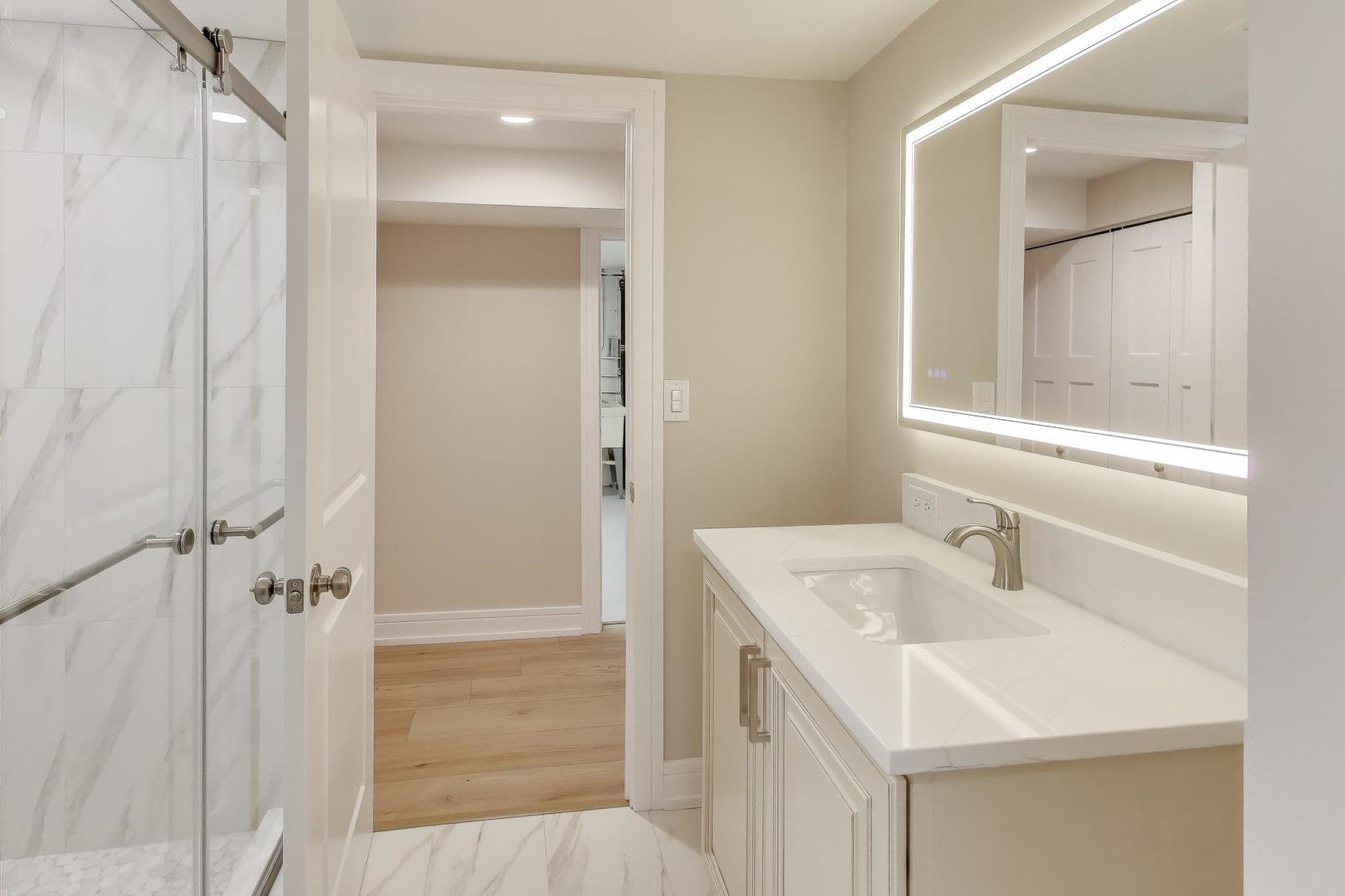 1421 Cynthia Avenue Park Ridge, IL 60068 - Photo 23 of 31