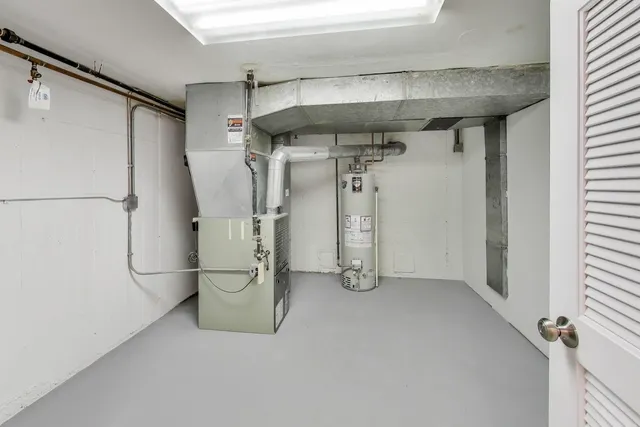 $599,999 | 1421 Cynthia Avenue, Park Ridge, IL 60068