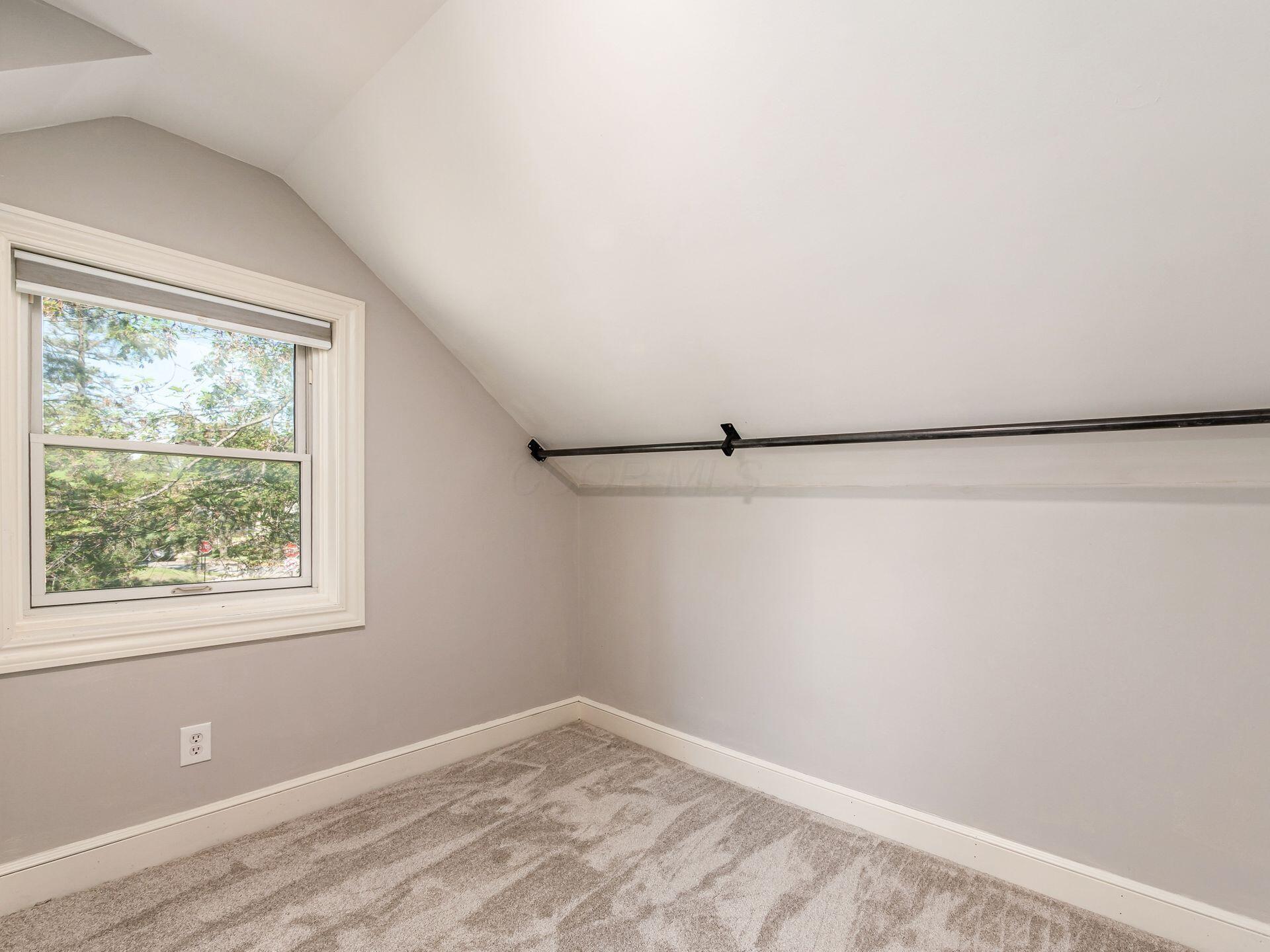 943 Timberman Road Columbus, OH 43212 - Photo 24 of 33 large primary closet