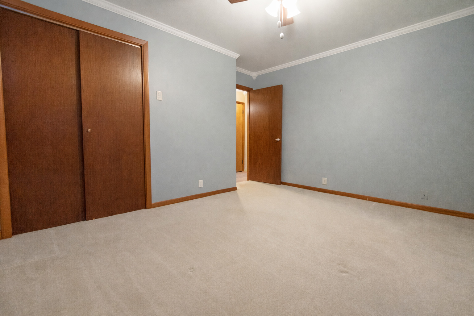 219 Willett Avenue Dixon, IL 61021 - Photo 6 of 44