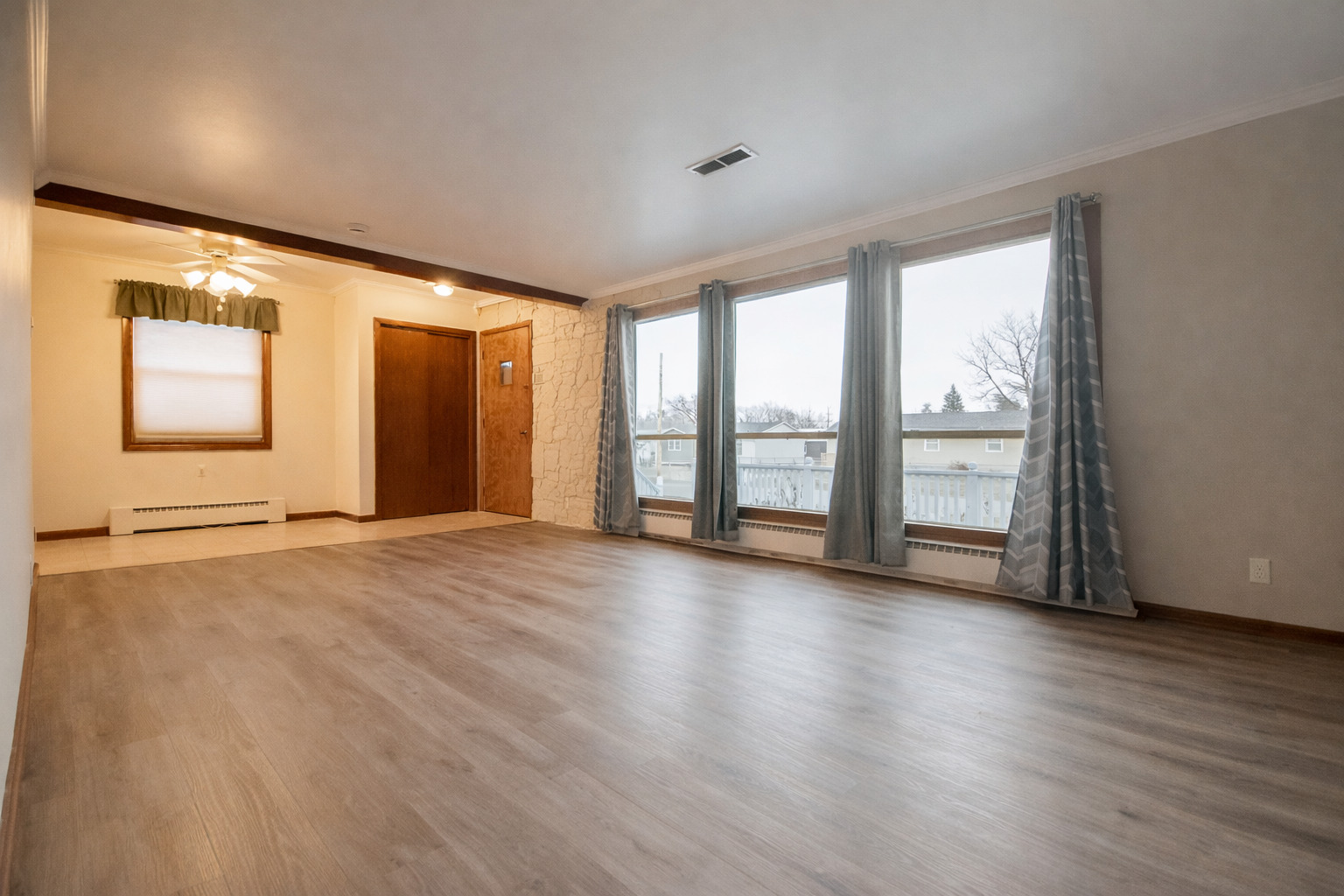 219 Willett Avenue Dixon, IL 61021 - Photo 8 of 44